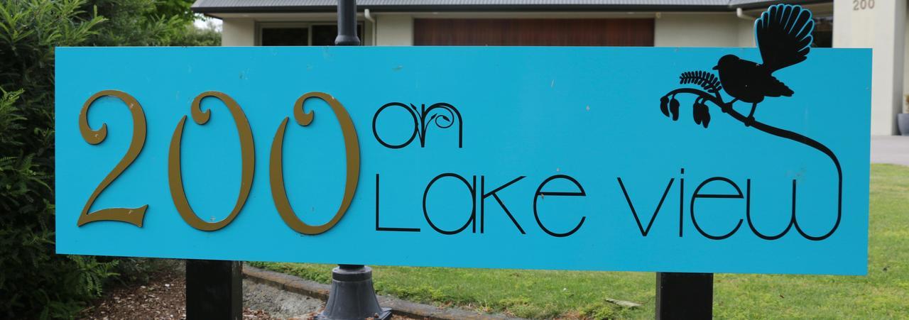 200 On Lake View Karapiro Exteriör bild